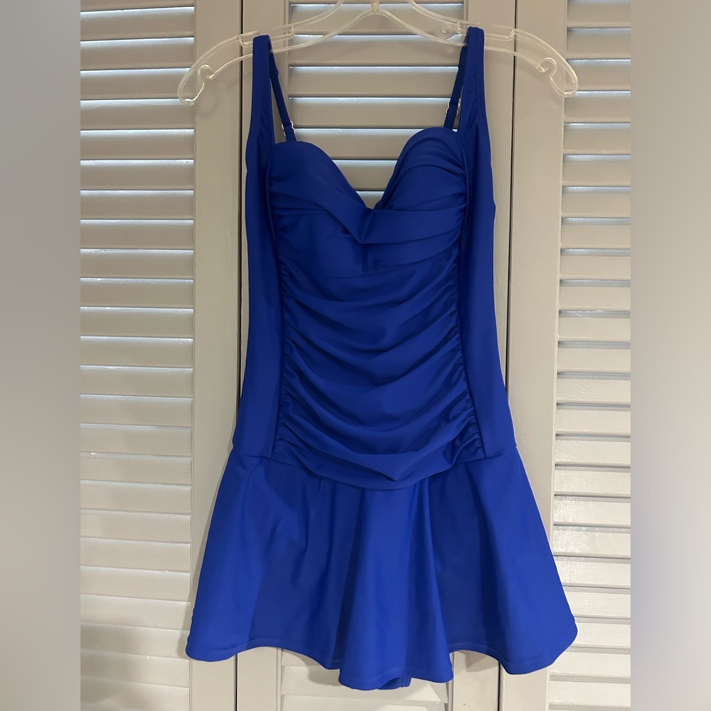 One piece bathing suit